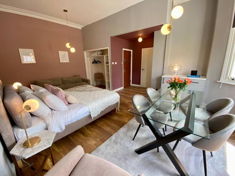Studio For 3 Near Regents Park N5 Londen Buitenkant foto