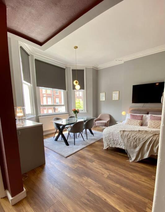 Studio For 3 Near Regents Park N5 Londen Buitenkant foto