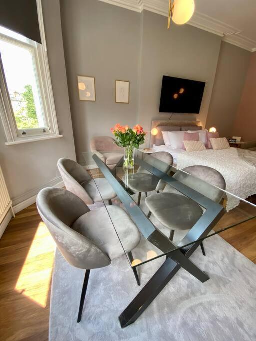 Studio For 3 Near Regents Park N5 Londen Buitenkant foto