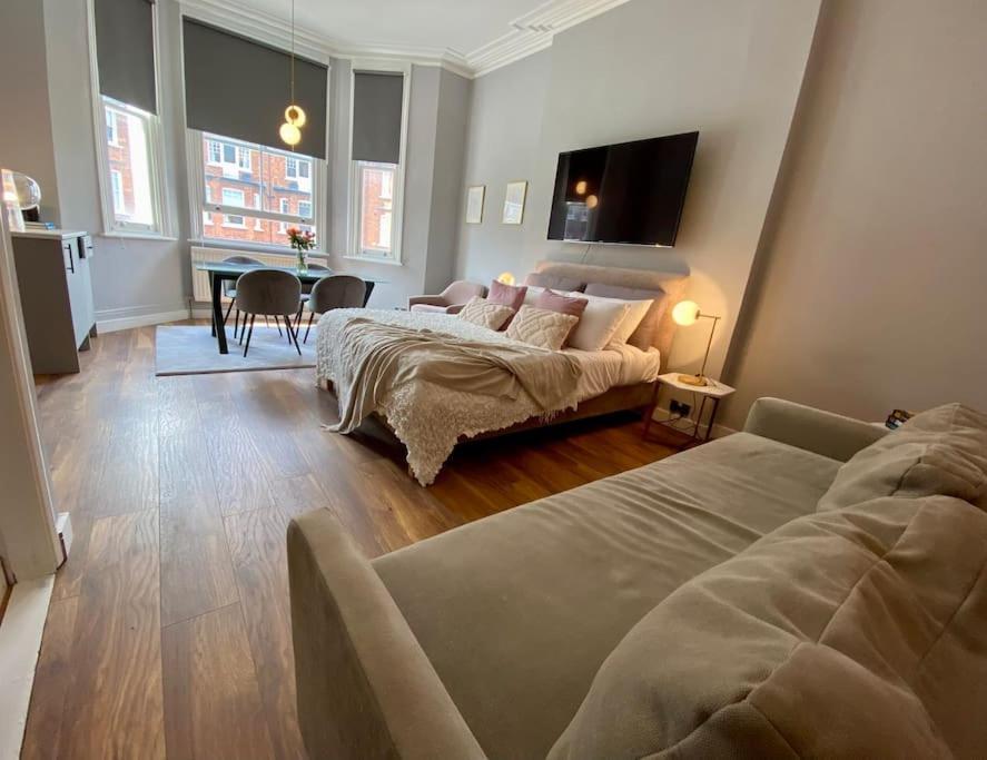Studio For 3 Near Regents Park N5 Londen Buitenkant foto