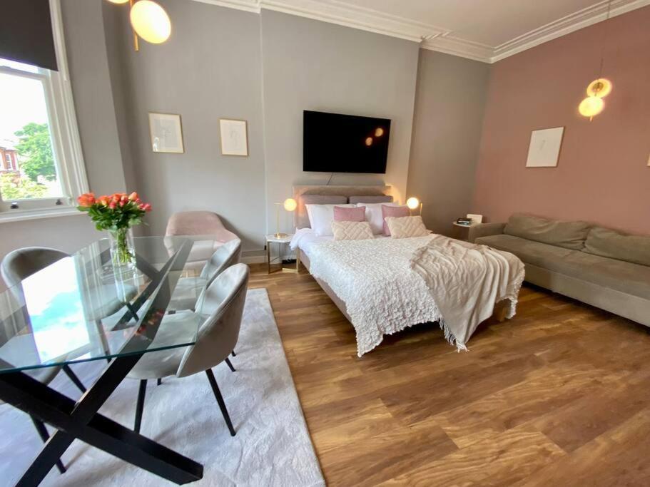 Studio For 3 Near Regents Park N5 Londen Buitenkant foto