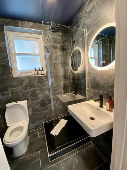 Studio For 3 Near Regents Park N5 Londen Buitenkant foto